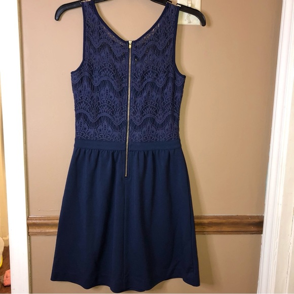 Lilly Pulitzer Rhea Crochet Lace‎ Sleeveless Dress navy Blue XS - Picture 3 of 7